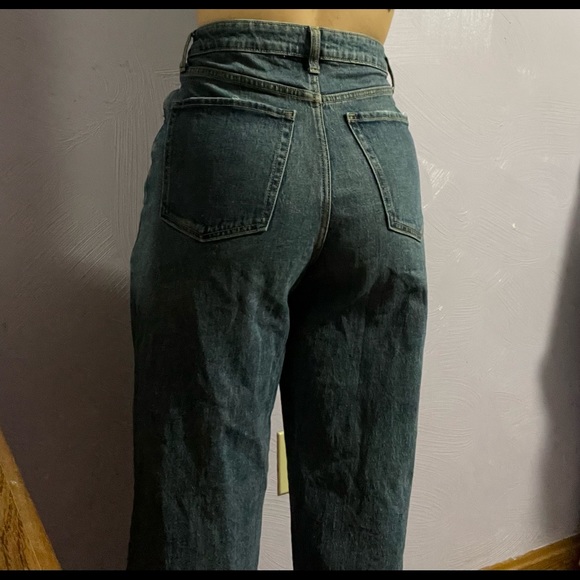 Target Wild Fable Highest Rise Baggy Jeans Size 6/28 R Medium Wash - Picture 3 of 4